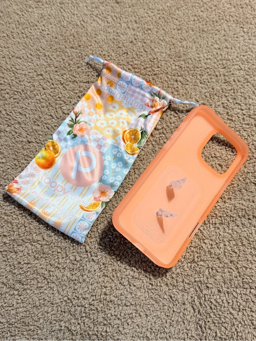 Loopy Case protective loopy